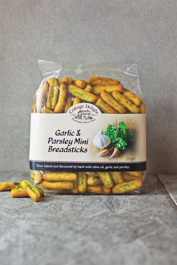 garlic-parsley-mini-breadsticks